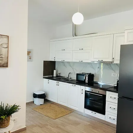וילה Valamar Deluxe Beachfront