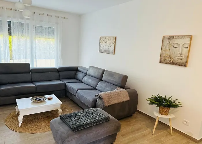 Valamar Deluxe Beachfront